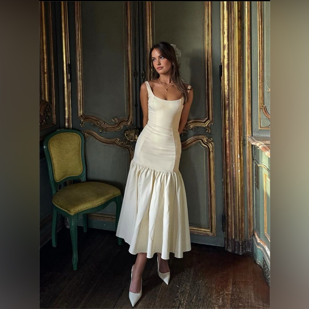 Commense Cream Midi Dress